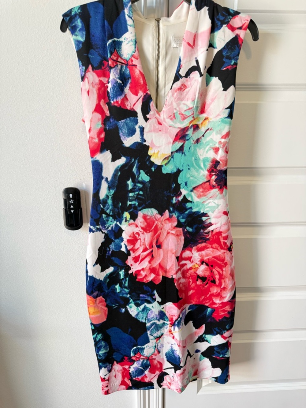 Bisou Bisou Floral V-Neck Scuba Dress in floral pattern